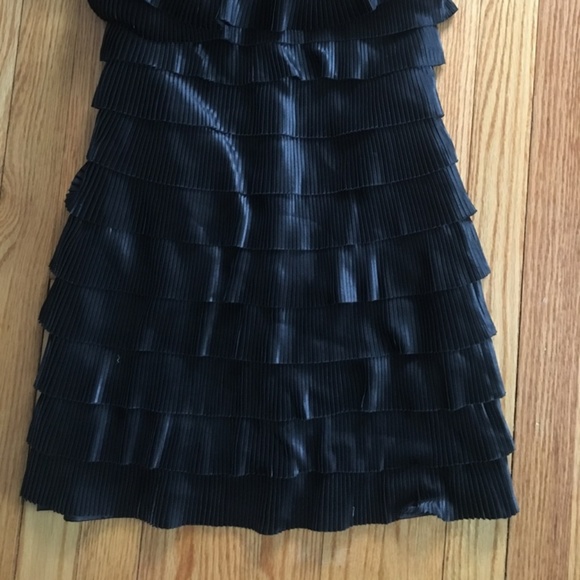 Express Ruffled Dress - Picture 4 of 4